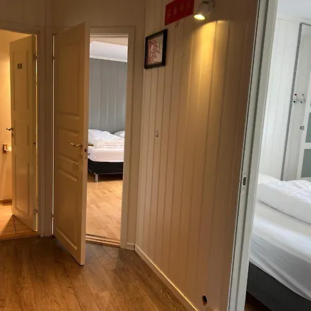 -apartment *